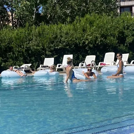 Apartament отличен двустаен до 4 души 304 *